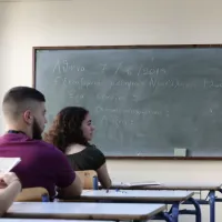 panelladikes eksetaseis 2022 neoelliniki glossa