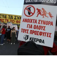 Ναυάγιο στην Πύλο: Σε εξέλιξη το συλλαλητήριο στα Προπύλαια