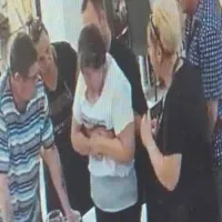 Διάσωση από σερβιτόρο