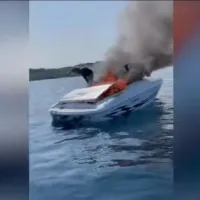 Φωτιά σε βάρκα