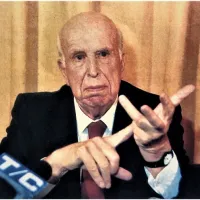 Μιχάλης Ράπτης