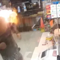 Κλέφτης βάζει φωτιά στο κεφάλι υπαλλήλου