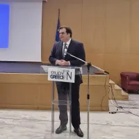 πιερρακακης ημερίδα του Study in Greece
