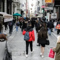 κόσμος, ψώνια, γιορτές, Ερμού, κορονοϊός