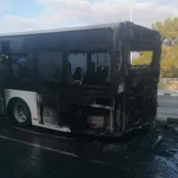 Τρόμος: Λεωφορείο με μαθητές πήρε φωτιά εν κινήσει