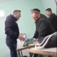μαθητησ τραμπουκιζει