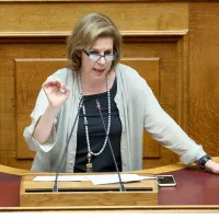 Εύη Χριστοφιλοπούλου