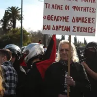 Γιάννης Μάγγος