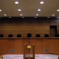 δικαστηριο