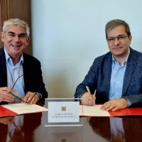 συνεργασια