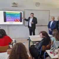 πιερρακακης διαδραστικοι πινακες