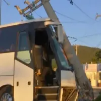 Τροχαίο με λεωφορείο στη λεωφόρο Λαυρίου