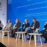 φαρμακοβιομηχανοι
