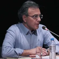ΤΑΣΟΣ ΤΣΑΚΙΡΟΓΛΟΥ
