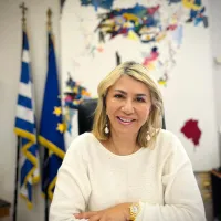 μακρη