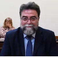 Βασίλης Οικονόμου