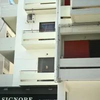 νεα σμυρνη