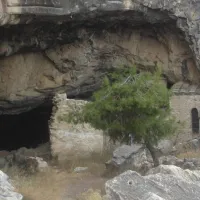 σπηλια νταβελη