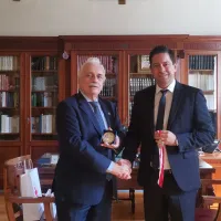 Συνάντηση Πρύτανη ΕΚΠΑ με τον πρόεδρο του Ερυθρού Σταυρού