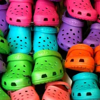 crocs