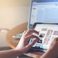 voucher 200 ευρώ tablet laptop
