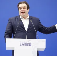 Πιερρακάκης φ