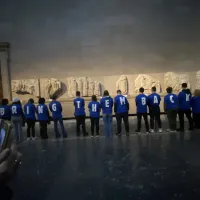 γλυσ