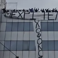 Πανό του Ρουβίκωνα στην Hellenic Train