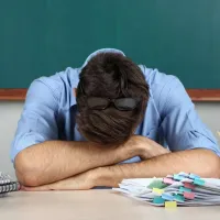 εκπαιδευτικοι