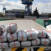 Ναρκωτικά σε κοντέινερ στον Πειραιά