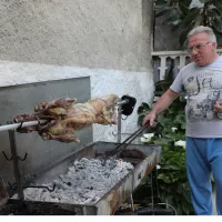 Σούβλισμα αρνιού