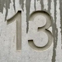 Τρίτη και 13