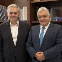 Μάξιμος Χαρακόπουλος με Υφ. Παιδείας Νίκο Παπαϊωάννου