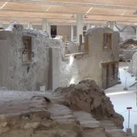 Αρχαιολογικός χώρος στη Σαντορίνη