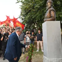 Η Κεντρική Επιτροπή του ΚΚΕ διοργάνωσε στην Άρτα πολιτική εκδήλωση, στο πλαίσιο των τριήμερων εορτασμών για τα 80 χρόνια από τον θάνατο του Άρη Βελουχιώτη 