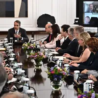Ο Κυριάκος Μητσοτάκης σε σύσκεψη με τους Πρυτάνεις στο Μαξίμου