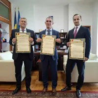 Υπογραφή Συμφωνιών Συνεργασίας μεταξύ Ελληνικού Μεσογειακού Πανεπιστημίου και των Πανεπιστημίων UPG Ploiesti και Petrosani της Ρουμανίας