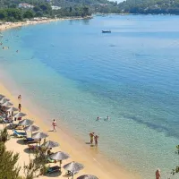 Παραλία Αγίας Παρασκευής στην Σκιάθο