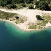 Ζαραβίνα: Η πιο ορεινή παραλία της Ελλάδας