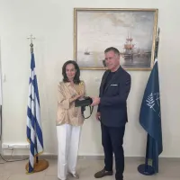 Ο Πρύτανης του Διεθνούς Πανεπιστημίου της Ελλάδος, Καθηγητής, Σταμάτης Αγγελόπουλος υποδέχτηκε σήμερα, στην Αλεξάνδρεια Πανεπιστημιούπολη στη Σίνδο, την Άννα Διαμαντοπούλου