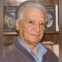 μηνας παπαζογλου