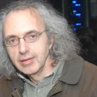 Άγγελος Μανταδάκης 