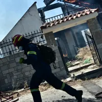 Κορωπί, φωτιά