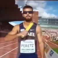 Αθλητής του Ισραήλ μιμείται αποκεφαλισμό