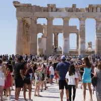 παρθενώνας τουρίστες