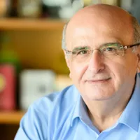 Χρήστος Μπούρας