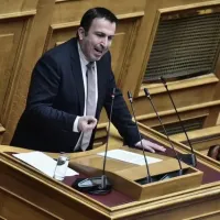 Στέφανος Παραστατίδης