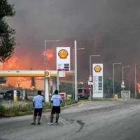 Φωτιά στην Πάτρα και την Αχαΐα 