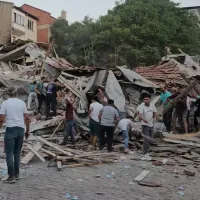 tourkia seismos