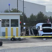 Αυτοκίνητο έπεσε στην πύλη του FBI στο Πίτσμπουργκ – Τρομοκρατική ενέργεια βλέπουν οι αρχές